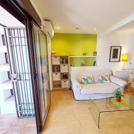 グラナダCasa Alhambra - Centro Historico Con Jardin Privadoアパートメント エクステリア 写真